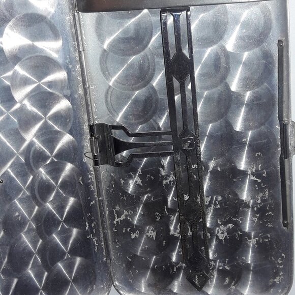 Elgin American Art Deco Cigarette Case 1930s Enamel Look Paint Vintage Green Ant - Picture 5 of 7